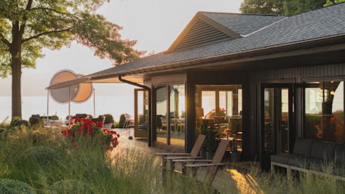 Lake Shore Resort - Web Listing (newer photo)